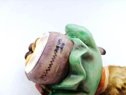 Goebel Hummel Figurine, Lets Sing