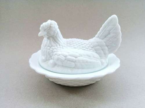 Vintage Large White Milk Glass Chicken on Nest covered dish