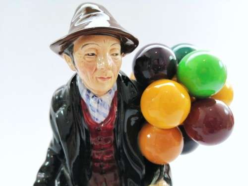 Vintage Royal Doulton HN1954 Balloon Man Early Version