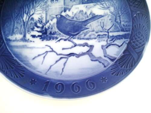 Royal Copenhagen Christmas Plate 1966 - `BLACKBIRD AT CHRISTMAS TIME`