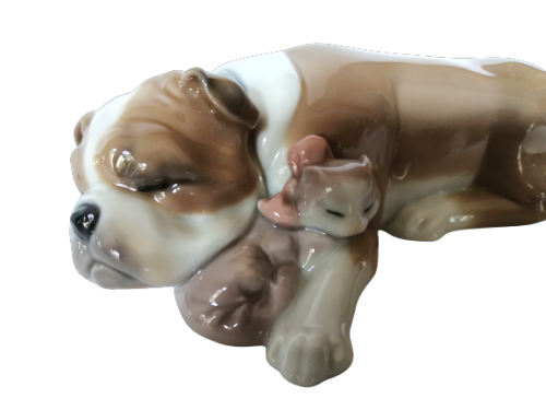 Lladro Unlikely Friends 6417 - Bulldog With Cat - Kitten Sleeping