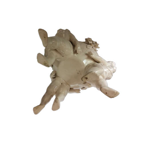 Beautiful White Italian Continental blanc de Chine center bowl depicting Three putti Cherubs