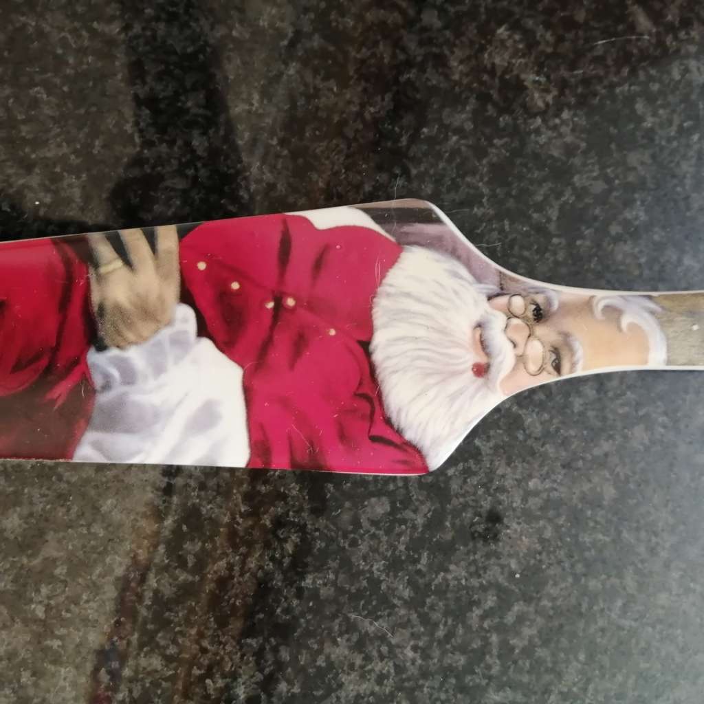 Large 32cm Christmas Serving Platter with Cake Lifter