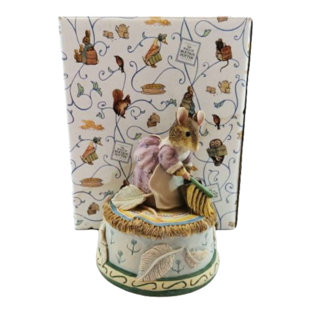 Border Fine Arts Beatrix Potter Hunca Munca Sweeping On Music Box