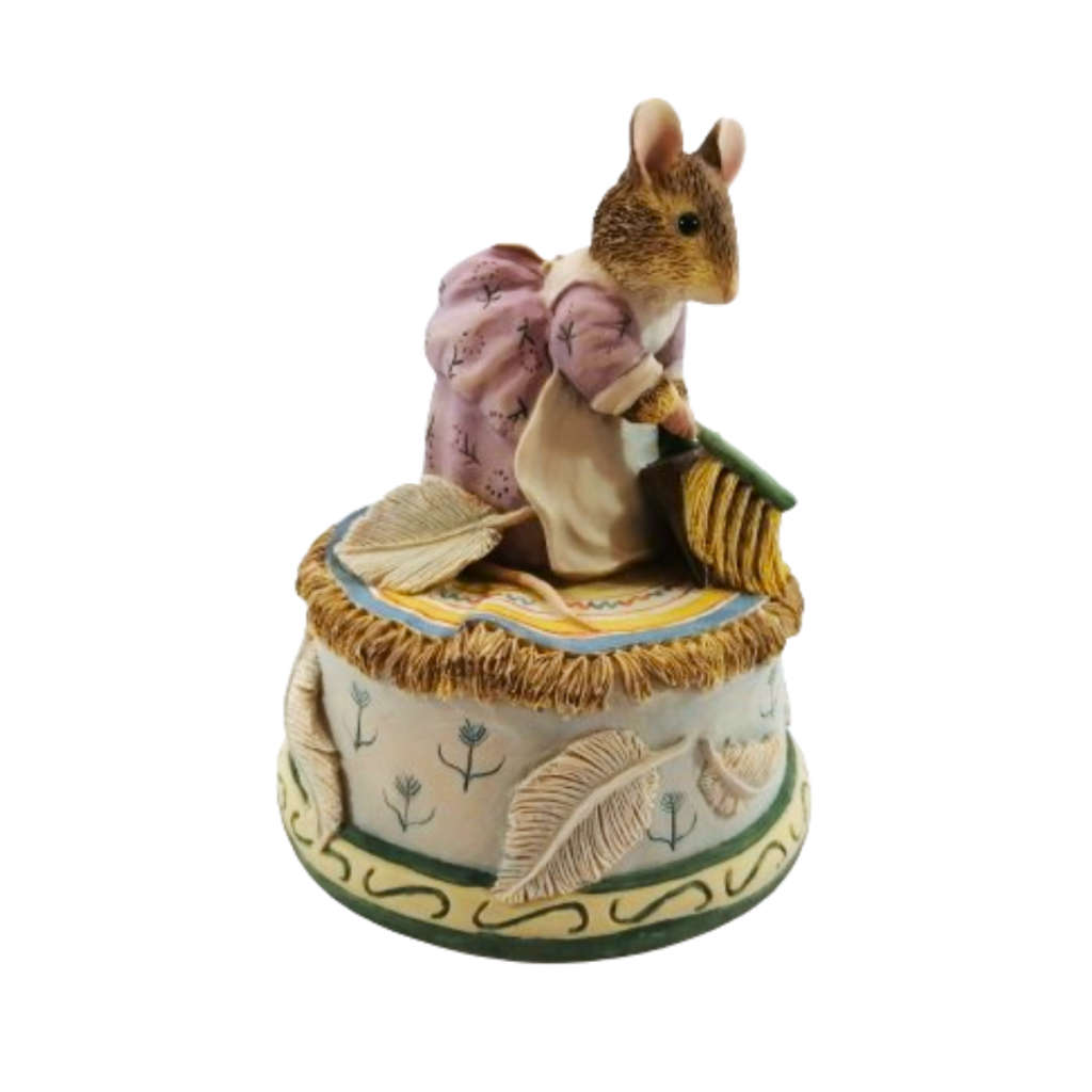 Border Fine Arts Beatrix Potter Hunca Munca Sweeping On Music Box