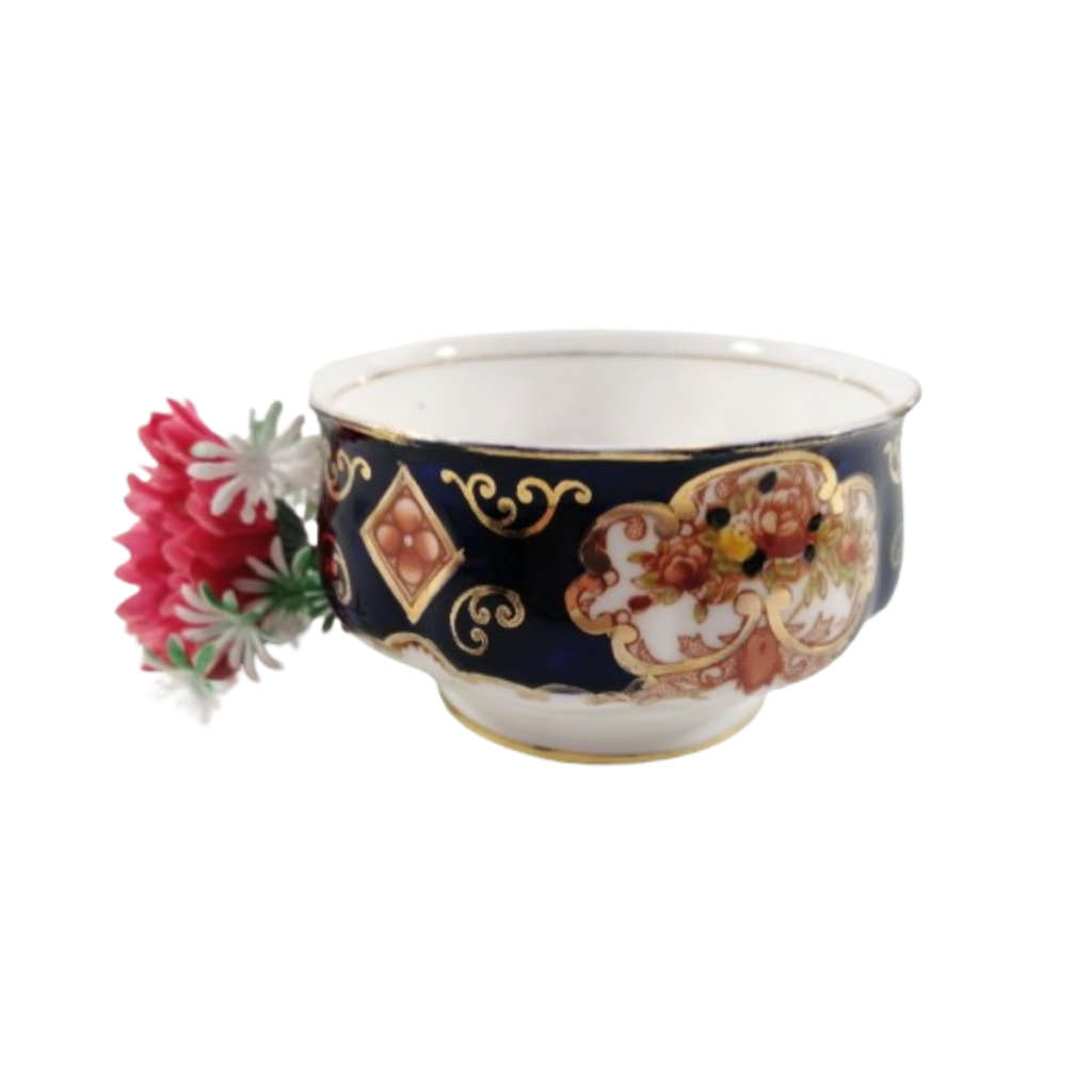 Royal Albert Bone China Heirloom Sugar Bowl
