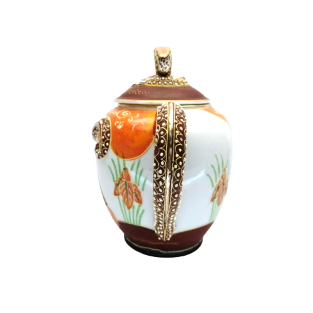 Oriental Dragon Embossed Stunning Tea Pot