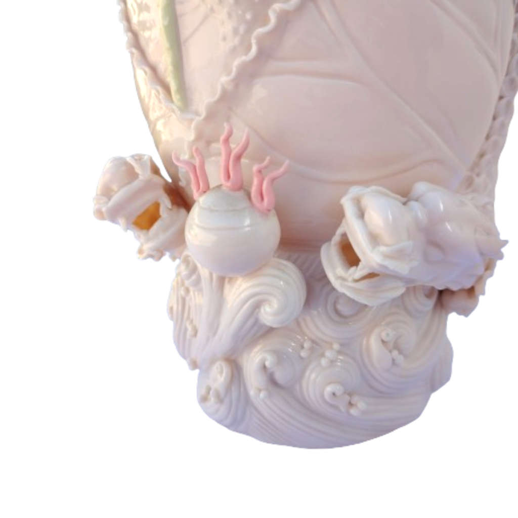 Chinese Dehua Blanc de Chine Porcelain Double Dragon Flaming Pearl Vase