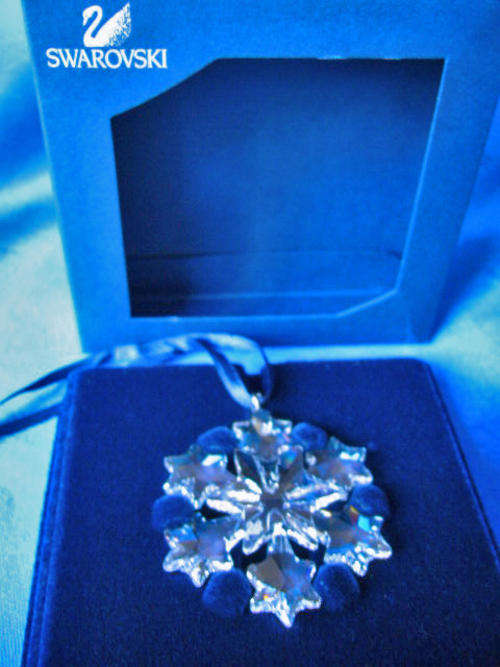 GENUINE SWAROVSKI  Christmas Star -  Retired boxed