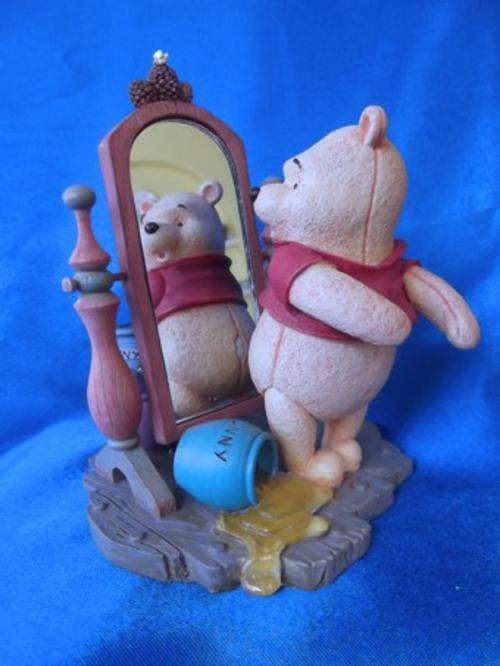Limited Edition Disney Simply Pooh Looking in a Mirror Ornament