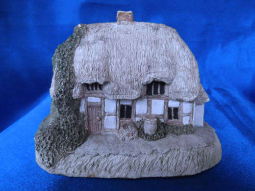 Miniature House - "Fording bride House"
