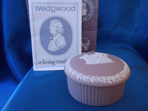 Vintage Wedgewood Jasper Pink Pot Dish with Lid