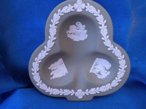 Vintage Wedgewood Jasper Sage Green Clover Dish