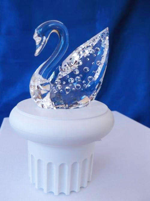 SWAROVSKI CRYSTAL CENTENARY SWAN and PLINTH #