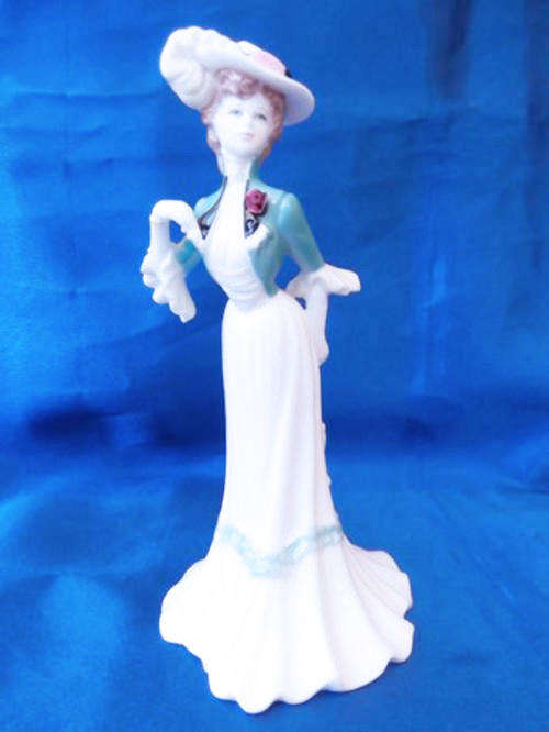 Stunning Coalport Lady Sarah Figure
