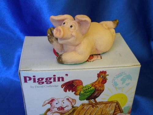 **** Piggin Pig - Piggin Charmer ****