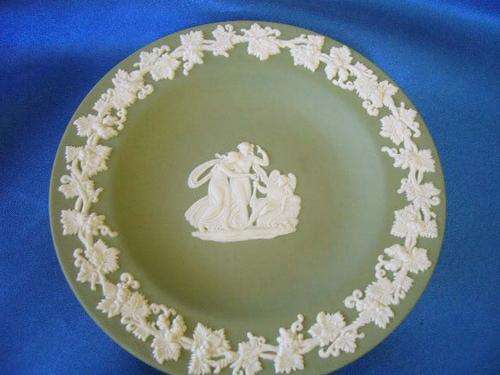 ****** Wedgewood Green Jasperwear  - Small Round Dish******