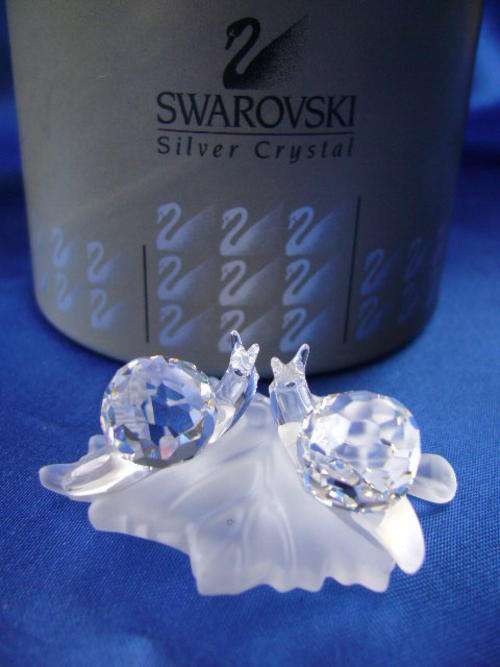 GENUINE SWAROVSKI CRYSTAL - BABY SNAILS ON LEAF