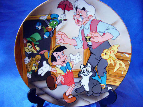Walt Disney "Pinocchio (1940)" Ceramic wall plate