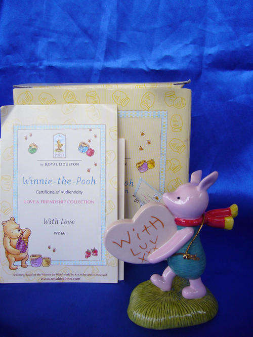 Winnie the Pooh by Royal Doulton - Disney "Piglet With Love"