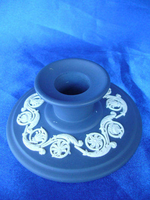 ****** Vintage Wedgewood Dark Royal Blue Candle Holder ******
