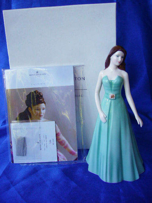 **** Royal Doulton Lady from the  Signs of the Zodiac  Collection " HN5340 Leo ****