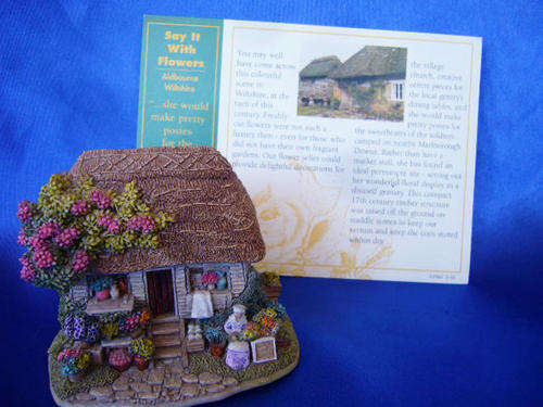 Miniature House - Lilliput Lane "Say it With Flowers" L2236