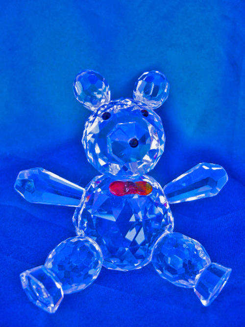 Stunning Balmoral Crystal Cut Glass large Sitting Bear