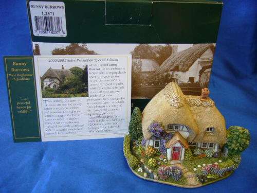 Miniature House - Lilliput Lane "Bunny Burrows"