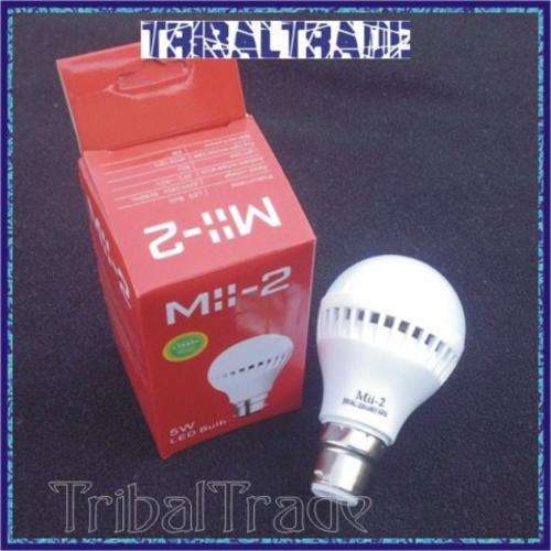 5W B22 BAYONET LED BULB - Energy Saving - Long Life - 50 available!!