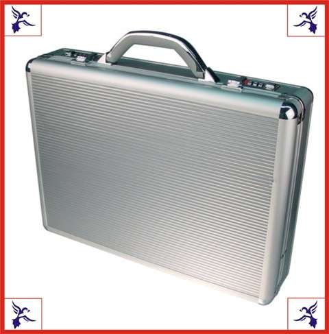 Elegant Aluminium slimline briefcase - Make a statement! - VERY LOW START!