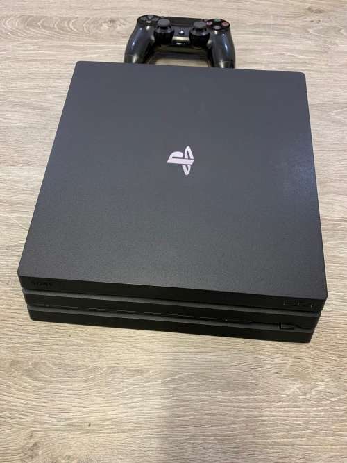 Playstation 4 PRO 1TB