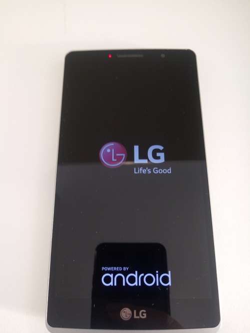 Bargain Buy: LG G4 Cell phone and Case (Refurbished)