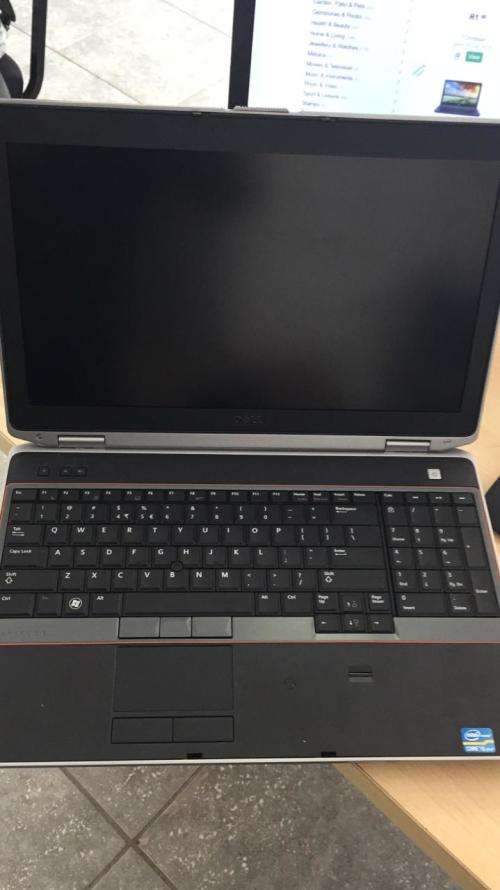 *DELL LATITUDE E6520 i5 / 4GB RAM / 500GB HD / 15.6"