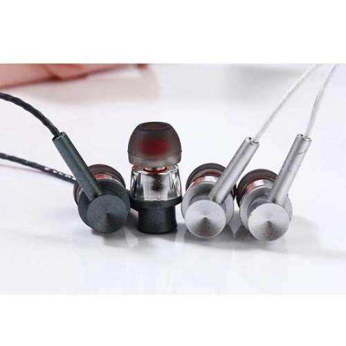 IN-EAR HEADPHONE FOR ANDROID, IPHONE, IPOD AND MP3 PLAYER