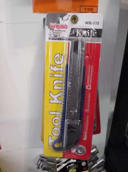 18MM RETRACTABLE BLADE SAFETY UTILITY KNIFE