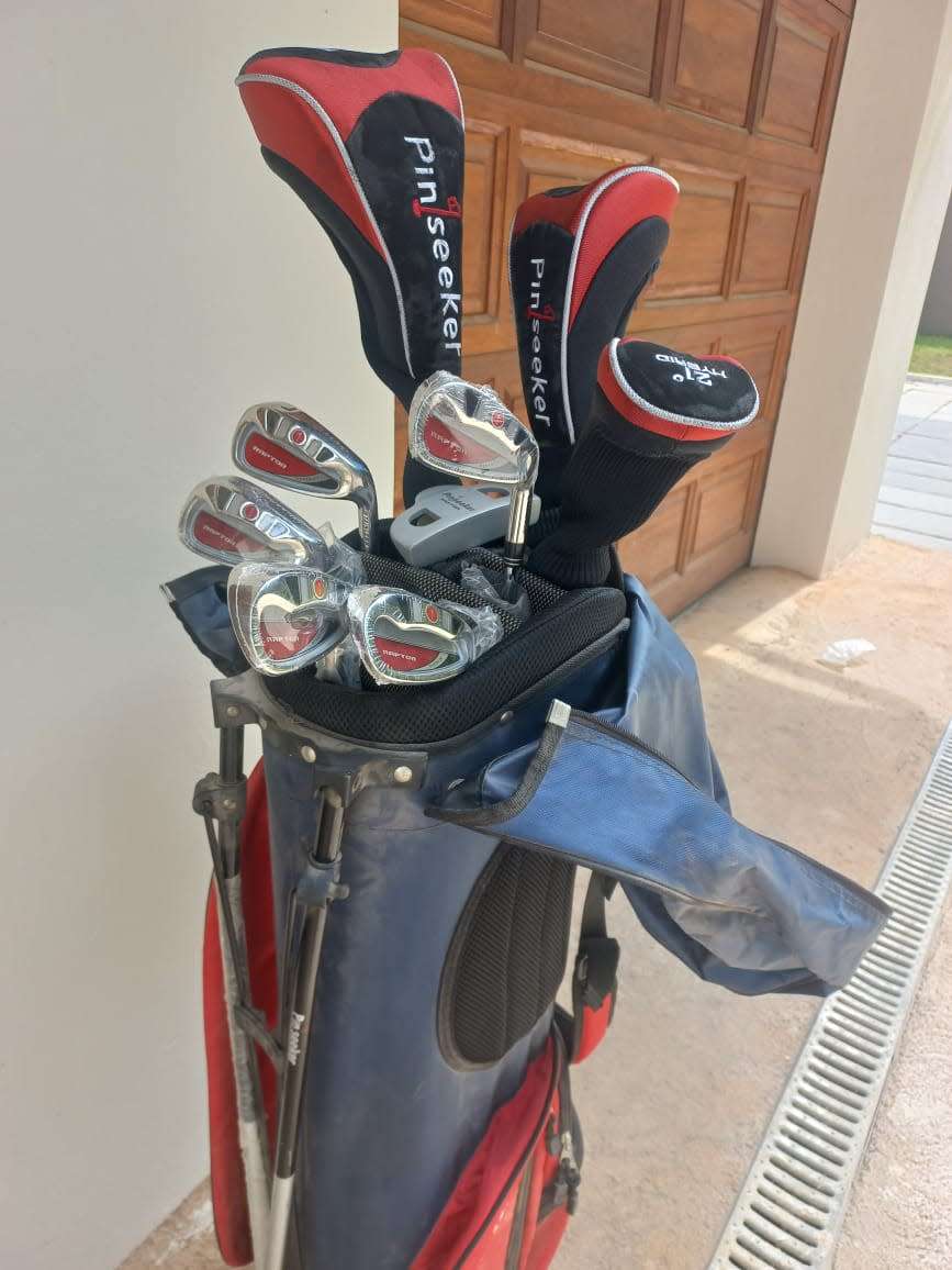 Pinseeker Golf Clubs