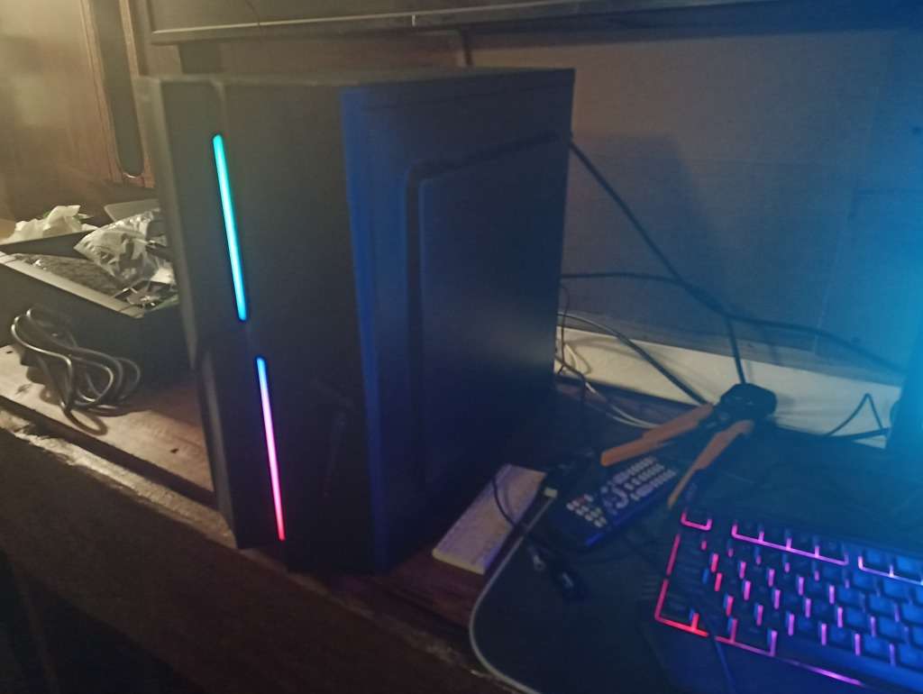 i5 Desktop 16GB Ram SSD PC Box very good condition