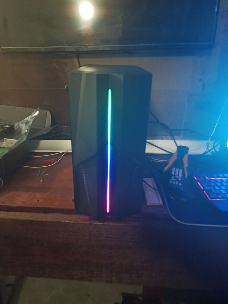 i5 Desktop 16GB Ram SSD PC Box very good condition