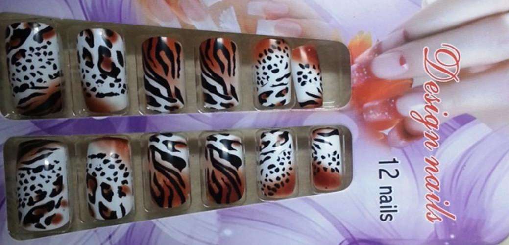 Designer false nails 12 piece