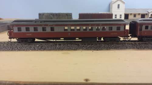 Selling SAR deseil with coach`s and accessories