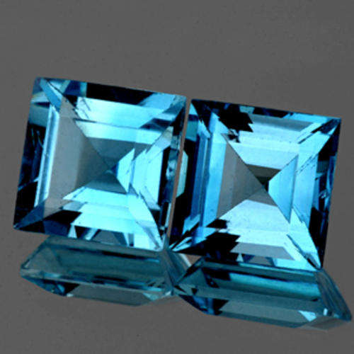 BEAUTIFUL 2.67 CT NATURAL SKY BLUE TOPAZ MATCHING PAIR!