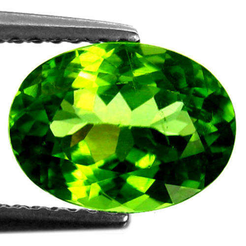 STRIKING 2.55 CT NATURAL AAA GREEN PERIDOT - TOP COLOUR!!