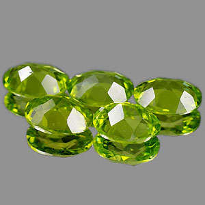 SET OF 5 STRIKING NATURAL AAA GREEN BURMESE PERIDOTS - 4.28 CTS (COMBINED)