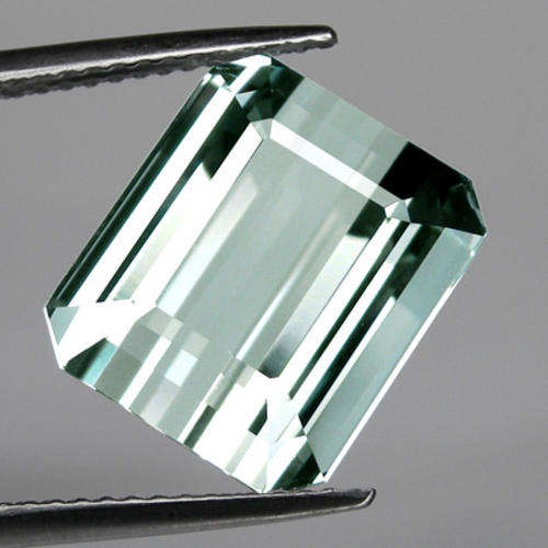 MAGNIFICENT 9.06 CT TOP QUALITY 100% NATURAL AQUAMARINE - EYE CLEAN!