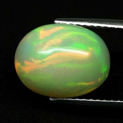 ASTONISHING AND RARE 3.83 CT 100% NATURAL RAINBOW CRYSTAL OPAL - TOP OF THE RANGE!