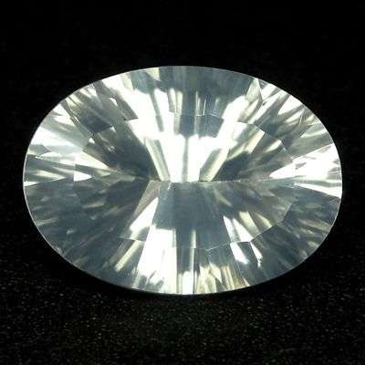SPARKLING 4.53 CTS NATURAL DIAMOND WHITE FLAWLESS SILVERLITE QUARTZ!