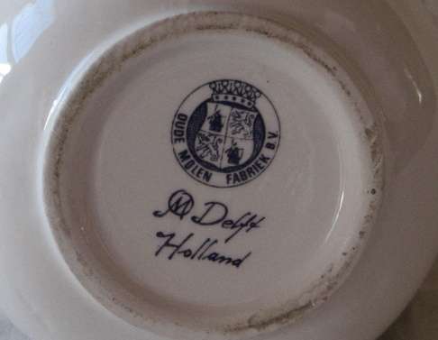 Oude Molen Fabriek B.V Delft Jug.