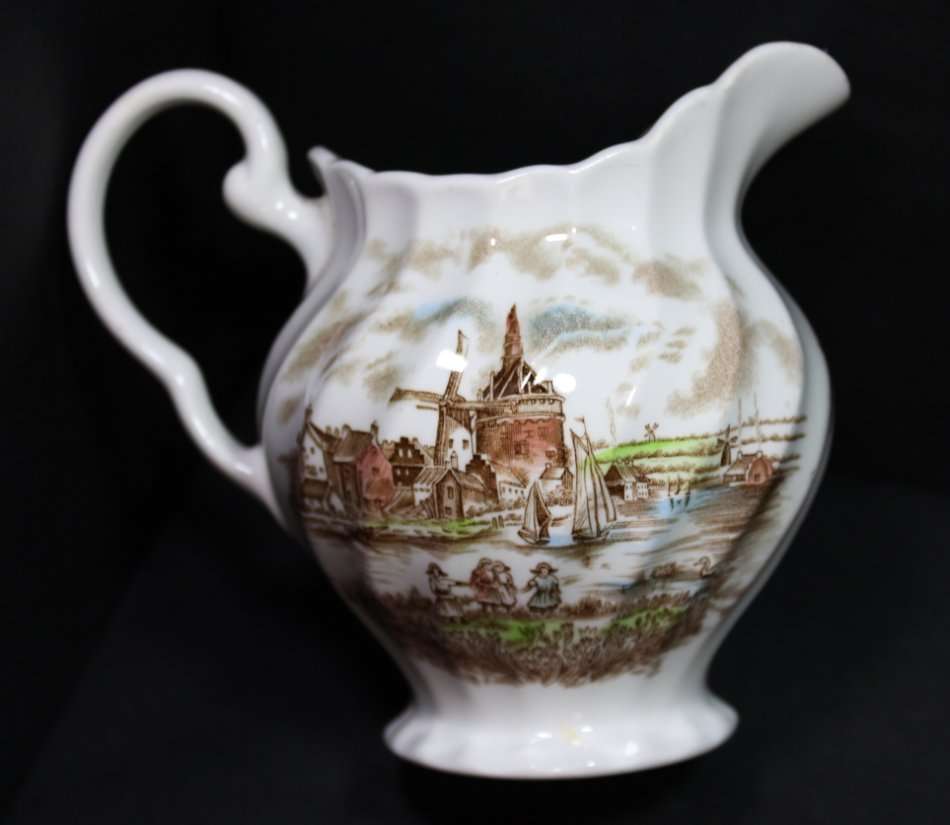 Johnson Bros Tulip Time Sauce Jug.