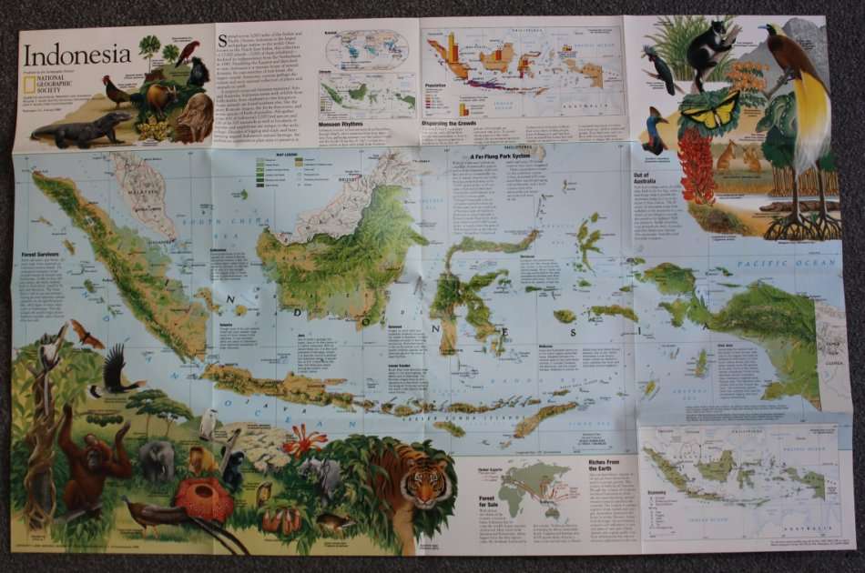 National Geographic Folded Map of Indonesia February 1996